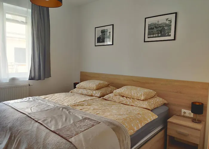 Corvin Black Bird Apartments